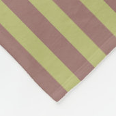 暖モノグラムのかい中性茶色と緑のストライプ フリースブランケット (角)