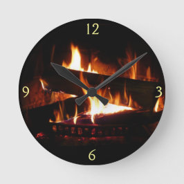 暖冬シーン撮影の暖炉 ラウンド壁時計