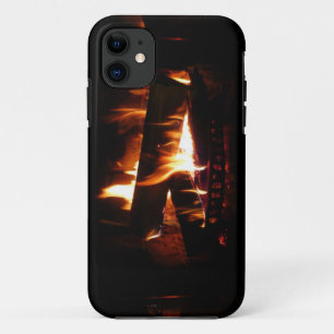暖冬シーン撮影の暖炉 iPhone 11 ケース