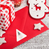 暖水の色の松の木の休日パーティーの招待 三角形シール