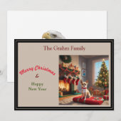 暖炉とクリスマスツリーのそばのチワワ シーズンカード (正面/裏面)