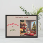 暖炉とクリスマスツリーのそばのチワワ シーズンカード (スタンド正面)