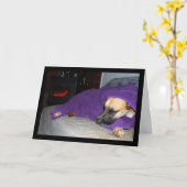 暖炉のそばで眠る犬 カード (黄色い花)