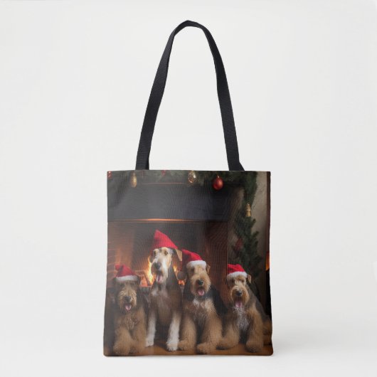 暖炉のそばのエアデール クリスマス トートバッグ (正面)