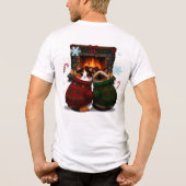 暖炉のそばのネコたち トライブレンドTシャツ (裏面)