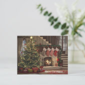 暖炉のそばの居心地の良いクリスマスイブストッキング ポストカード (スタンド正面)