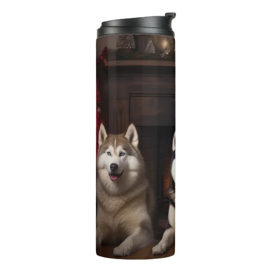 暖炉のクリスマスまでにアラスカン・マラムテ タンブラー (回転左)