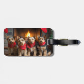 暖炉のクリスマスまでにオーストラリアのテリア ラゲッジタグ (裏面横)