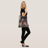 暖炉のクリスマスまでに行われたアナトリアの羊飼い トートバッグ (モデル)