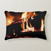 暖炉の中の丸太 アクセントクッション (正面)