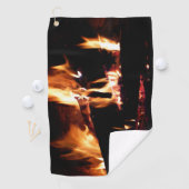 暖炉の中の丸太 ゴルフタオル (インサイチュ)