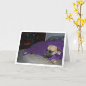 暖炉の横で眠る犬 カード (黄色い花)