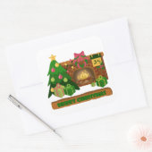 暖炉の焚き火のクリスマスツリーの近くでメリークリスマス スクエアシール (封筒)