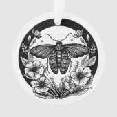 暗いアカデミガの蛾と花 オーナメント (正面)