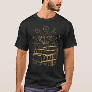 暗いアカデミズムの月の位相の本と茶O Tシャツ