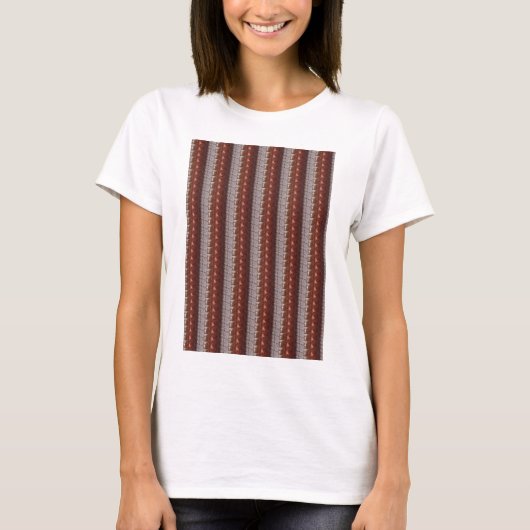 暗いチョコレートによって刻まれる刺繍された一見のギフト Tシャツ (正面)