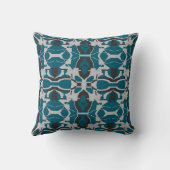 暗いティール(緑がかった色)グレイ黒地中海のモサ華美イクス クッション (裏面)