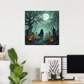 暗いハロウィンの夜の不気味な墓地の風景 ポスター (ホームオフィス)