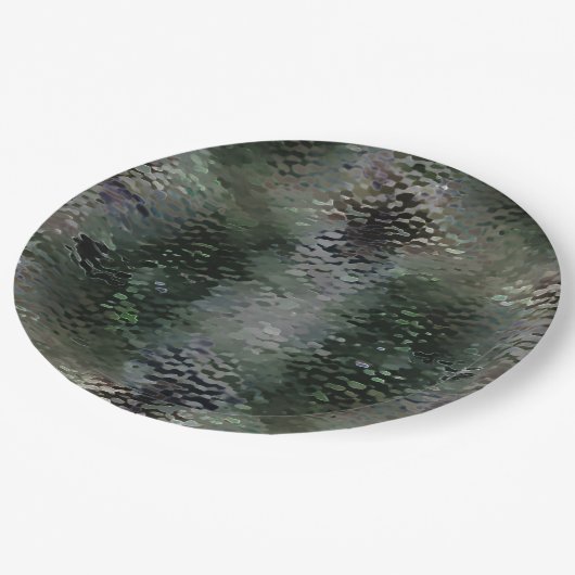 暗いファンドに浮かぶ派手なうろこ板 ペーパープレート (アングル)