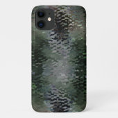暗いファンドに浮かぶ派手なうろこ板 Case-Mate iPhoneケース (裏面)