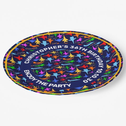 暗い上の軍隊航空機パターンのシルエット ペーパープレート (アングル)