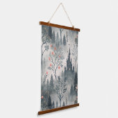 暗い城と魅惑の霧の森 – Ethereal 吊り下げ型タペストリー (傾斜あり)