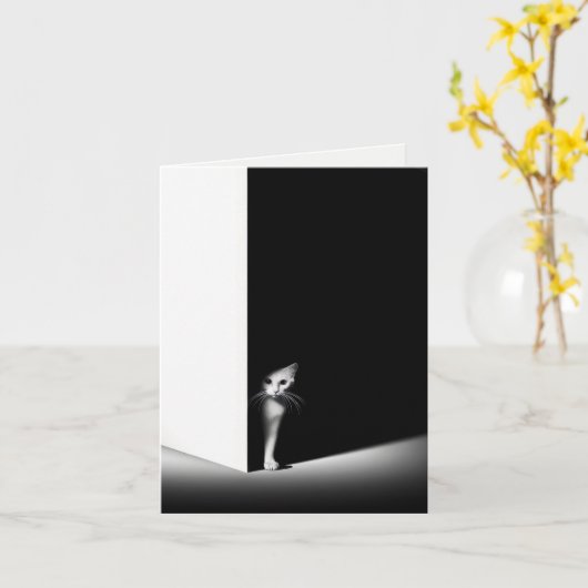 暗い影の中に隠れている子猫 カード (黄色い花)