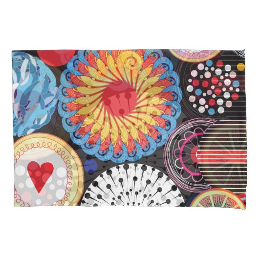 暗い放射：明るい円形パターン 枕カバー (正面)