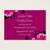 暗い明るい赤紫色フローラの結婚式がデートカードを救う (裏面)