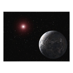 暗い星の周りを回る氷と岩の惑星 フォトプリント           