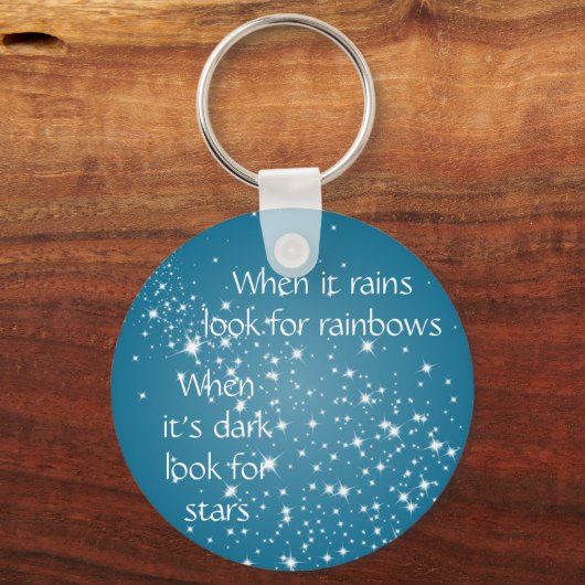 暗い時に星を探す引用文 感動的 キーホルダー (正面)
