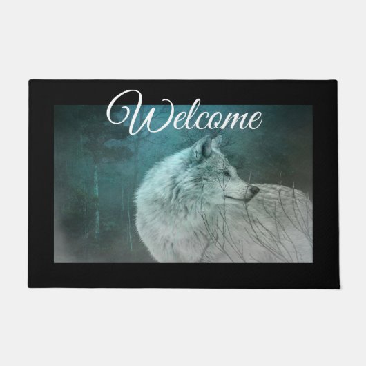 暗い森の中で美しい灰色の狼へようこそ ドアマット (正面)