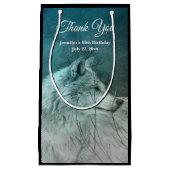 暗い森の中の美しい灰色の狼ありがとう スモールペーパーバッグ (正面)