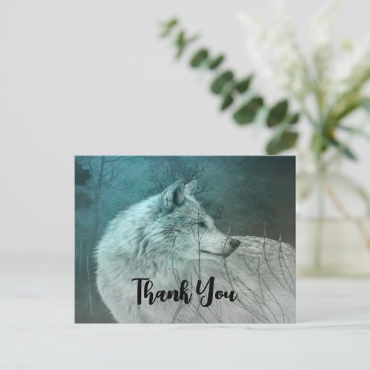 暗い森の中の美しい灰色の狼ありがとう ポストカード (スタンド正面)