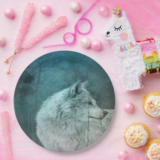 暗い森の中の美しい灰色の狼 ペーパープレート (パーティー)