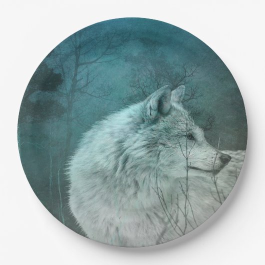 暗い森の中の美しい灰色の狼 ペーパープレート (正面)