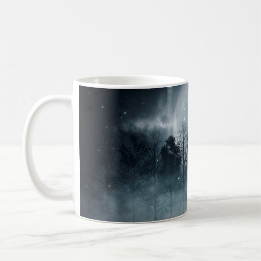 暗い森。木が大きく、暗い暗いシーンモー コーヒーマグカップ (左)