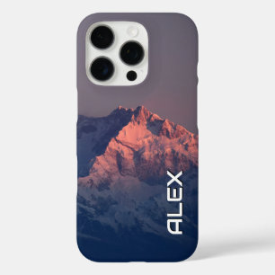 暗い空の下の雪をかぶった山 iPhone 16 PROケース