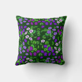暗い紫色の庭バイオレットによっては枕が開花します クッション (裏面)