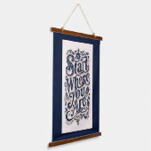 暗い背景から始める 吊り下げ型タペストリー (傾斜あり)