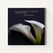 暗い背景にユリを呼ぶ ノートブック (裏面)