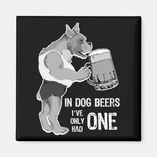 暗い背景のために犬のビールを飲む マグネット (正面)
