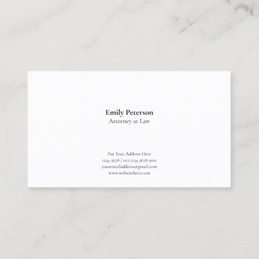 暗い背景のゴールデン・レディ・ジャスティス 名刺 (裏面)