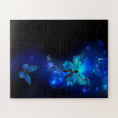 暗い背景のモルフォ・バタフライ ジグソーパズル (横)