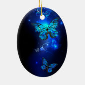 暗い背景のモルフォ・バタフライ セラミックオーナメント (裏面)