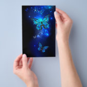 暗い背景のモルフォ・バタフライ チラシ (ハンドル)