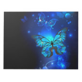 暗い背景のモルフォ・バタフライ ノートパッド (正面)