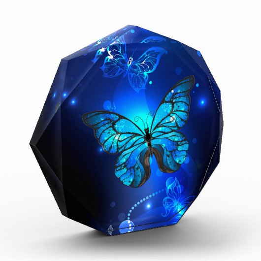 暗い背景のモルフォ・バタフライ フォトブロック (左)