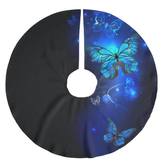 暗い背景のモルフォ・バタフライ ブラッシュドポリエステルツリースカート (正面)