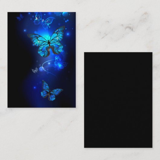 暗い背景のモルフォ・バタフライ ロイヤリティカード (正面/裏面)